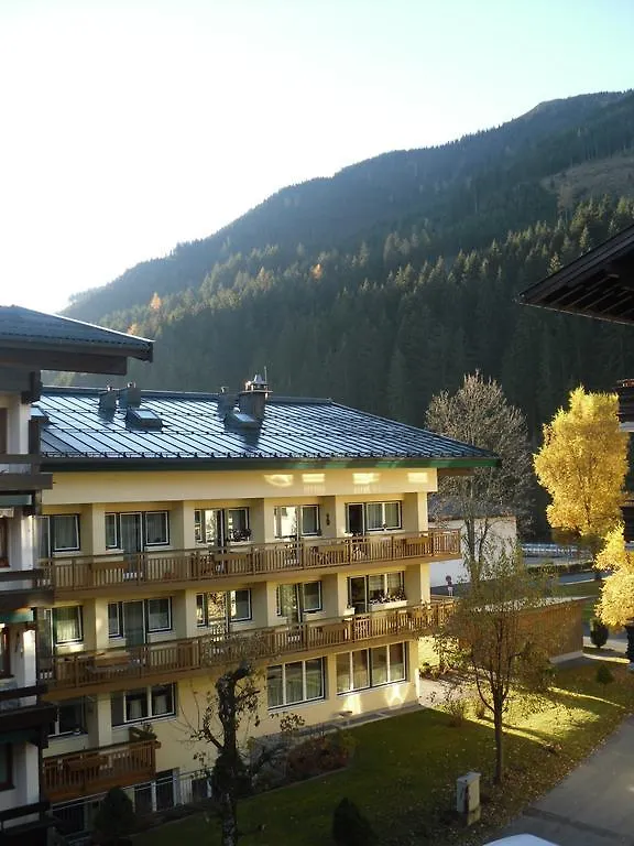 Bear Hutte Saalbach Near Billa Appartement 0*, Saalbach-Hinterglemm Oostenrijk